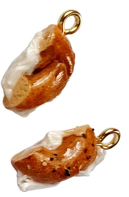 Bagel Half Charm
